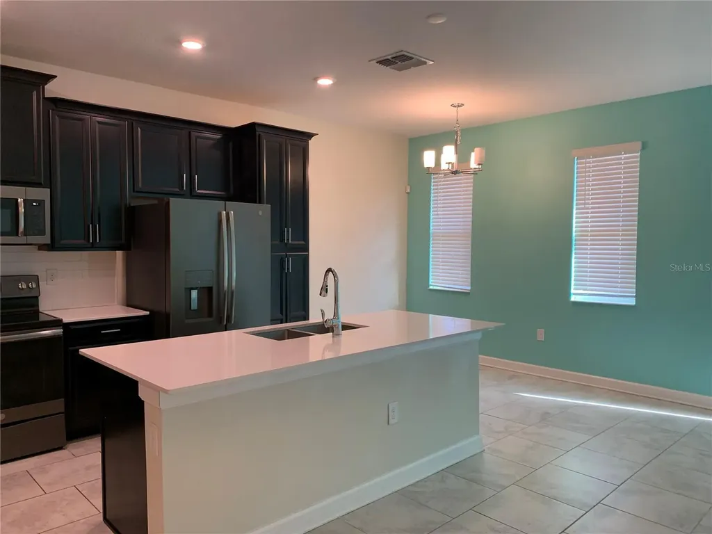 1353 Shinnecock Hills Drive Davenport FL 33896