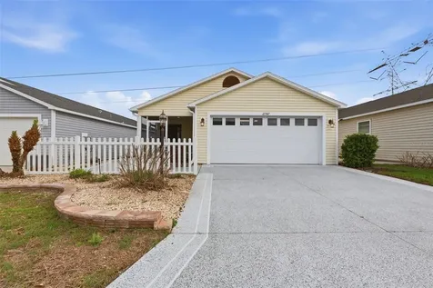 2747 Dyson Loop The Villages FL 32163