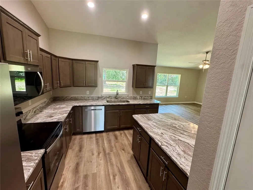 8121 SW 202nd Terrace Dunnellon FL 34431