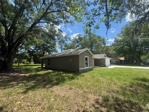 8121 SW 202nd Terrace Dunnellon FL 34431
