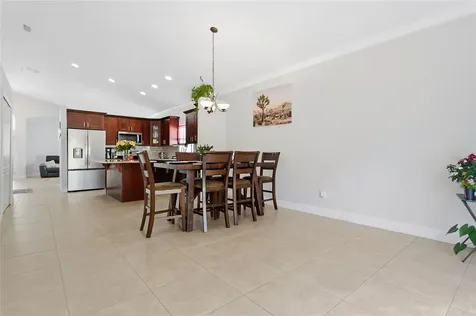 403 Carey Way Orlando FL 32825