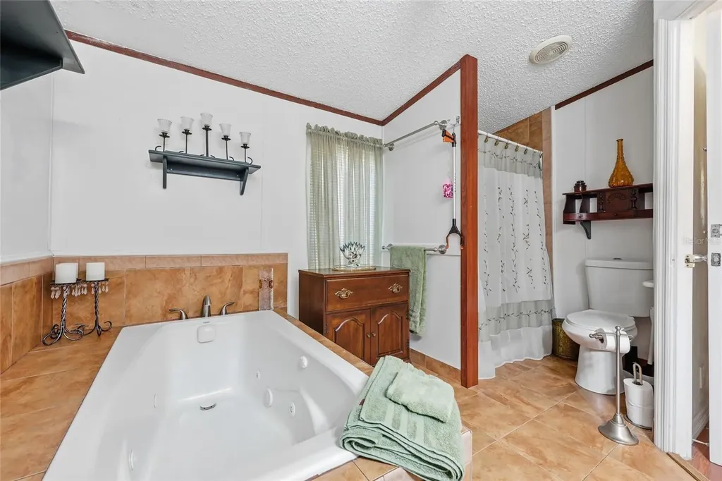 1131 SW 166th Street Newberry FL 32669