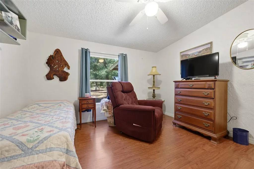 1131 SW 166th Street Newberry FL 32669