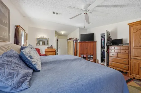 1131 SW 166th Street Newberry FL 32669