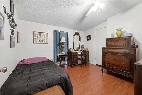 1131 SW 166th Street Newberry FL 32669