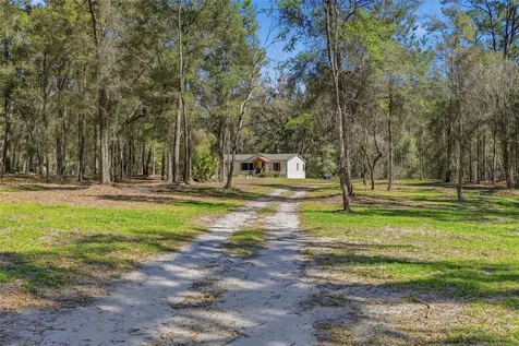 1131 SW 166th Street Newberry FL 32669