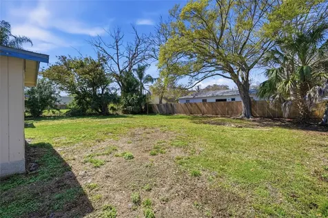 2768 Belle Haven Drive Clearwater FL 33763