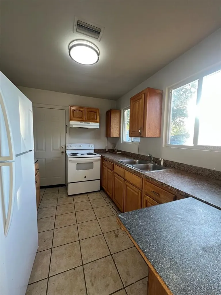25042 W Us Highway 27 High Springs FL 32643