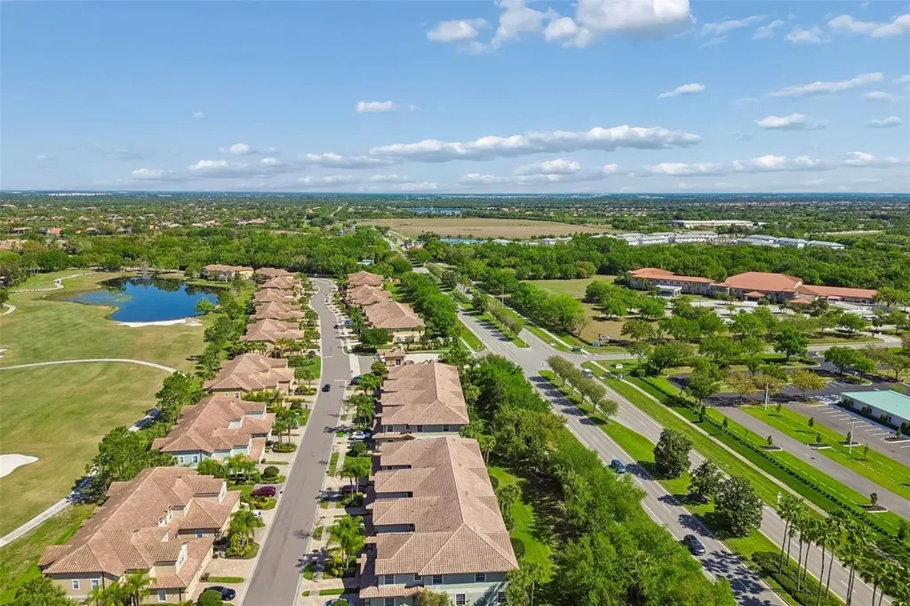 8235 Miramar Way Lakewood Ranch FL 34202