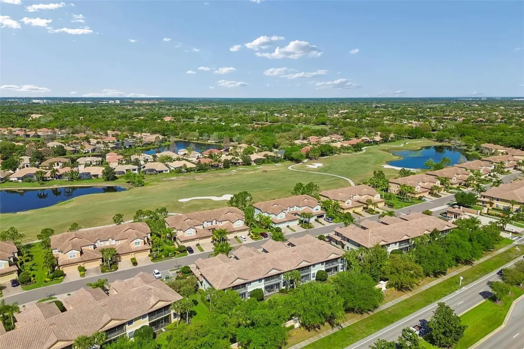8235 Miramar Way Lakewood Ranch FL 34202