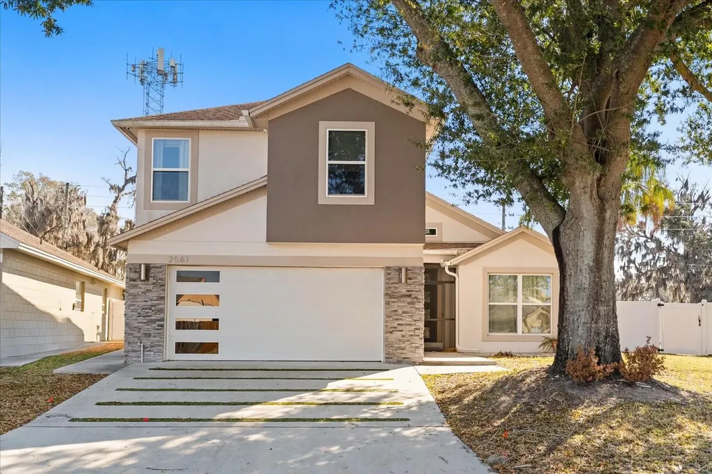 2561 Montego Bay Boulevard Kissimmee FL 34746