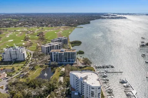 8 Belleview Boulevard Belleair FL 33756