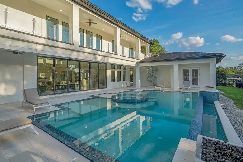 6159 Harbour Town Court Orlando FL 32819
