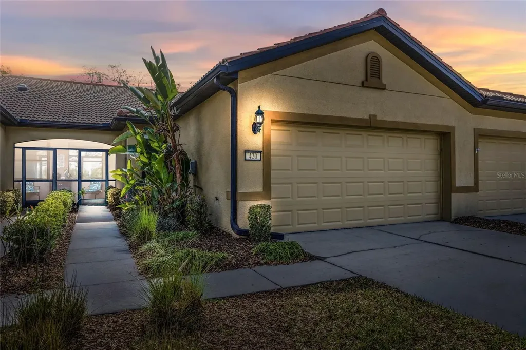420 Seneca Falls Drive Apollo Beach FL 33572