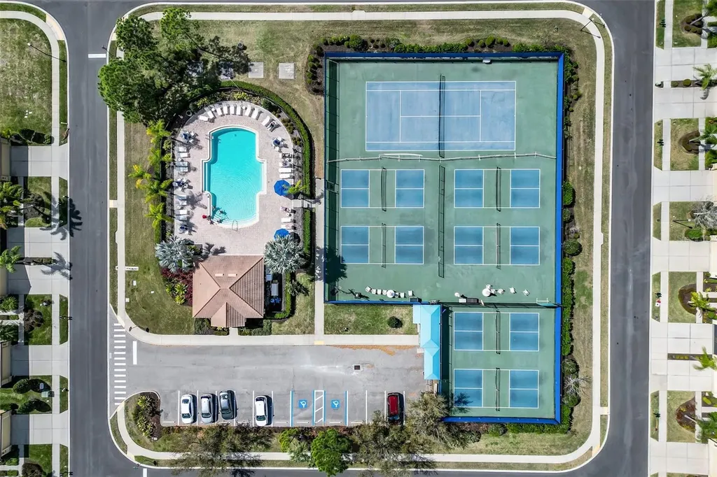 420 Seneca Falls Drive Apollo Beach FL 33572