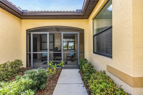420 Seneca Falls Drive Apollo Beach FL 33572