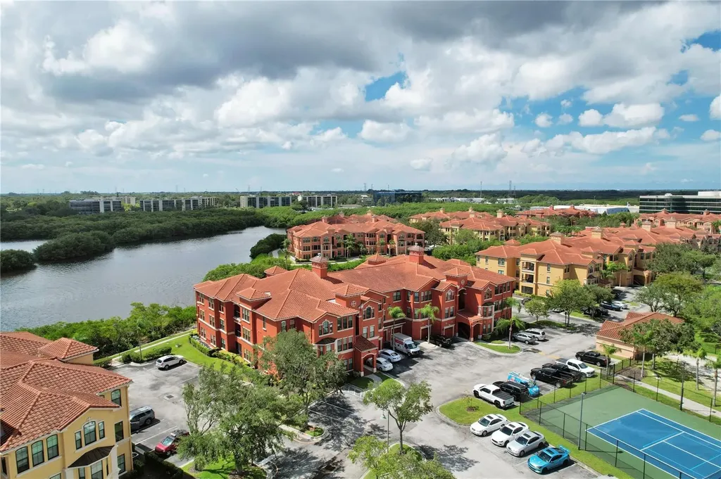 2713 Via Murano Clearwater FL 33764