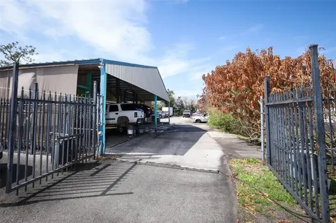 4070 S Goldenrod Road Orlando FL 32822