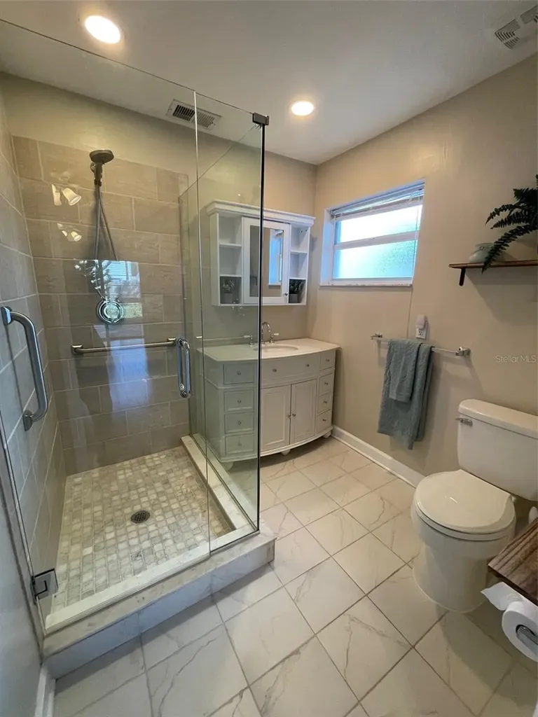 6556 27th Street N St Petersburg FL 33702
