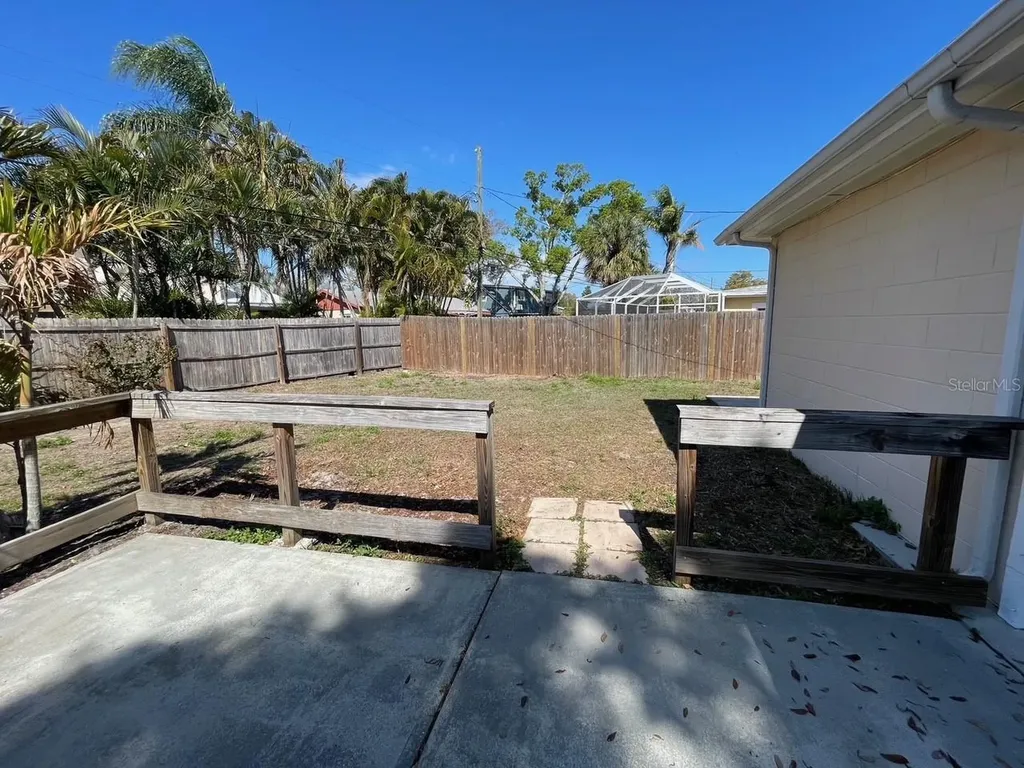 6556 27th Street N St Petersburg FL 33702