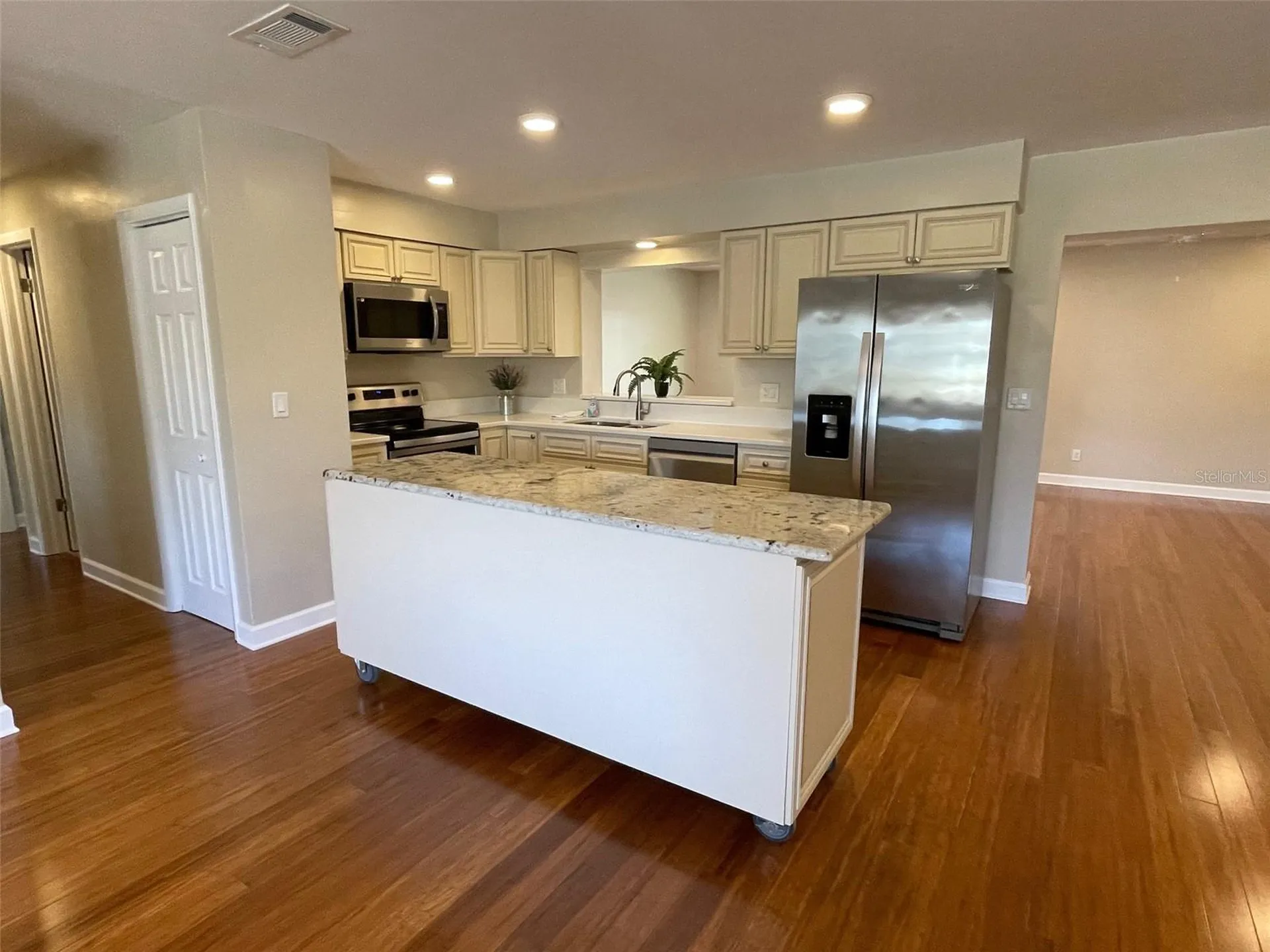 6556 27th Street N St Petersburg FL 33702