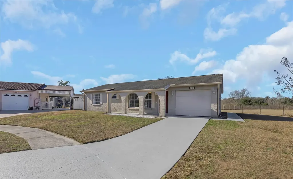8327 Jacqueline Court Zephyrhills FL 33541