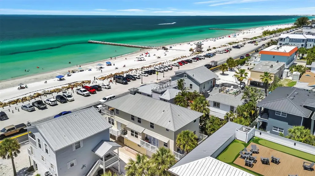 1105 Gulf Drive S Bradenton Beach FL 34217