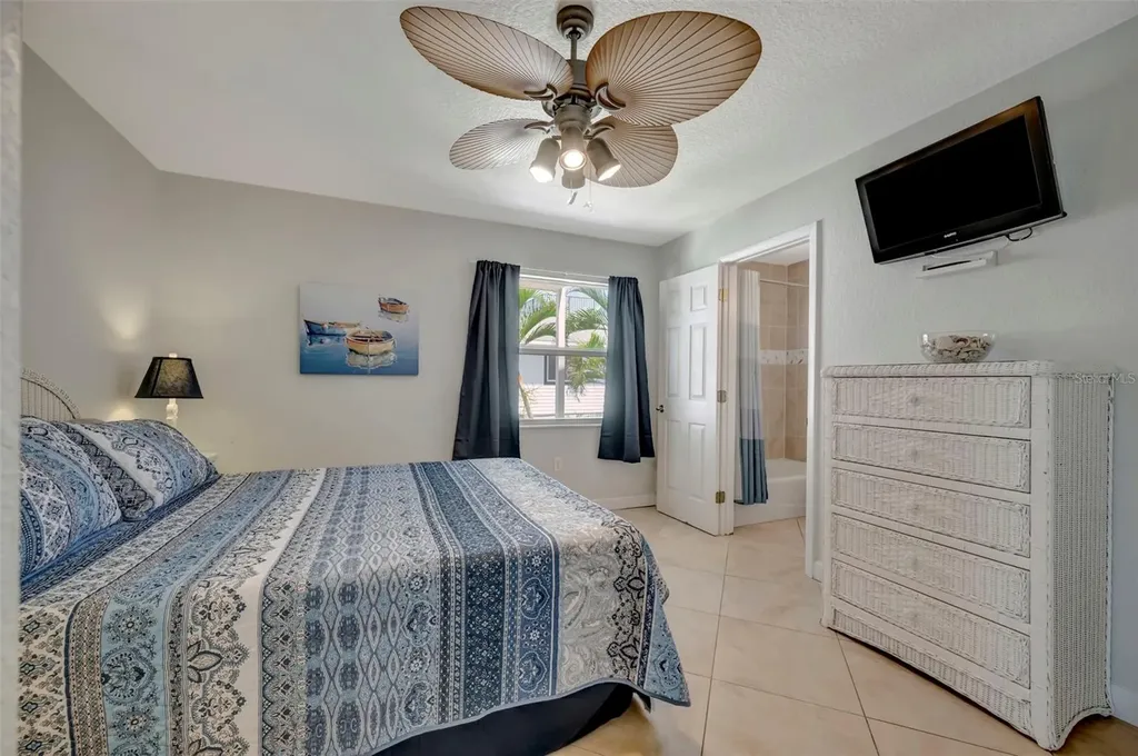 1105 Gulf Drive S Bradenton Beach FL 34217