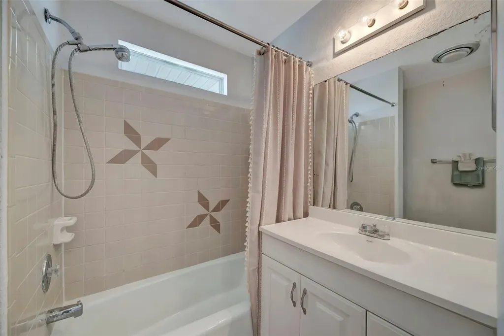 1105 Gulf Drive S Bradenton Beach FL 34217