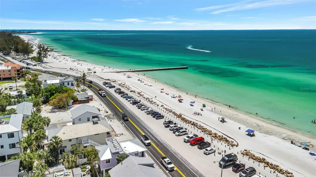 1105 Gulf Drive S Bradenton Beach FL 34217