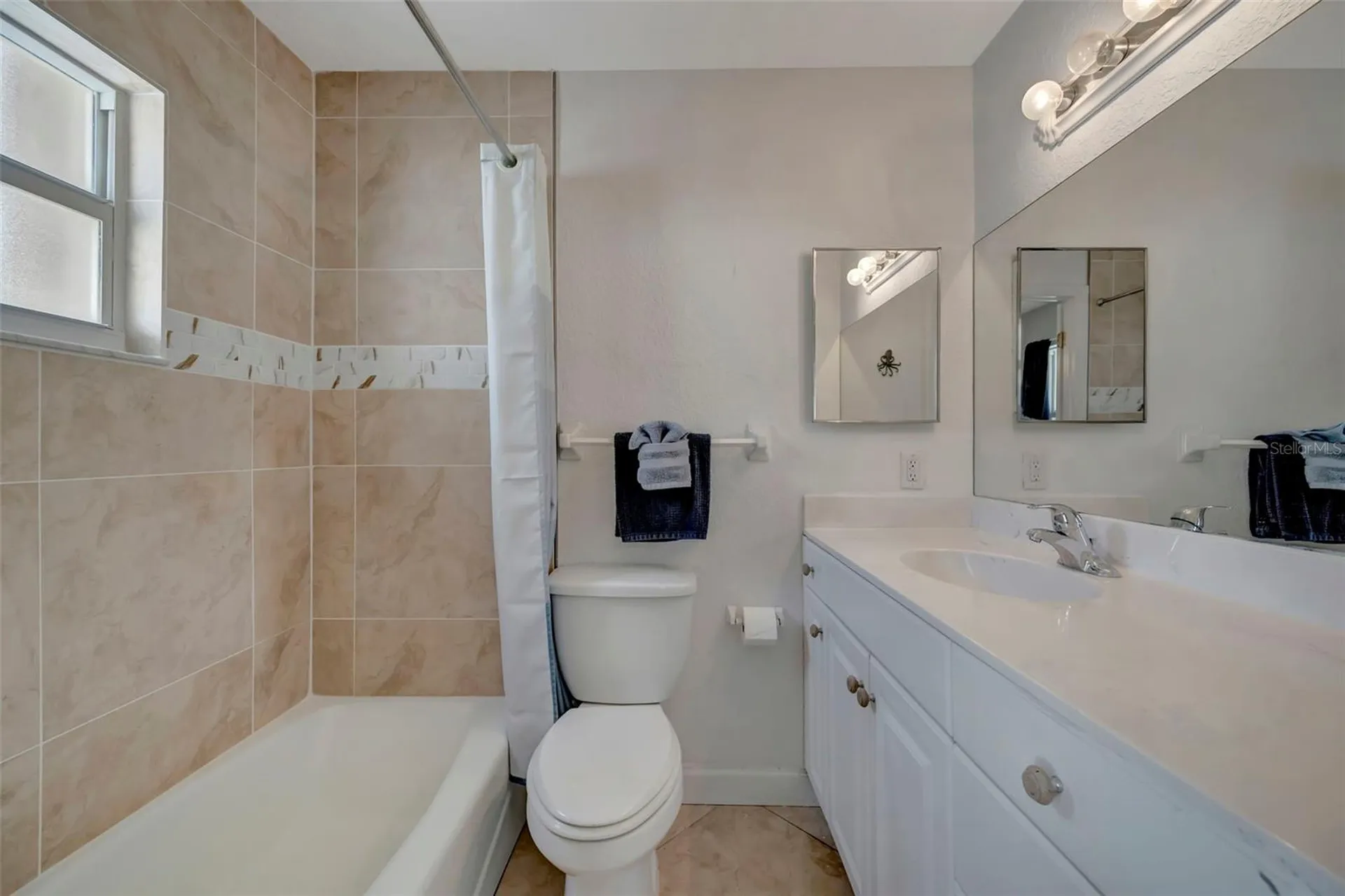 1105 Gulf Drive S Bradenton Beach FL 34217