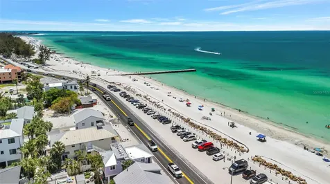 1105 Gulf Drive S Bradenton Beach FL 34217
