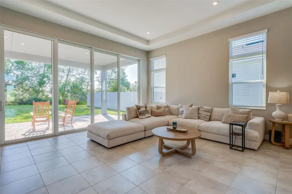 887 Lake Hill Way Deland FL 32724