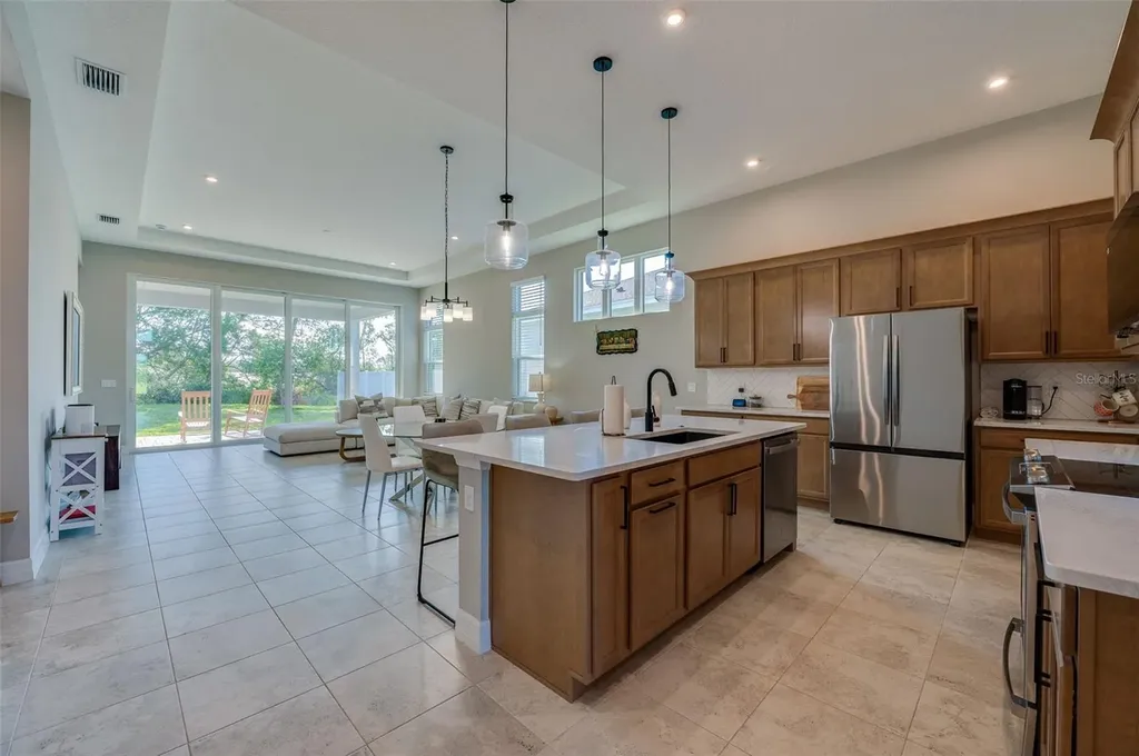 887 Lake Hill Way Deland FL 32724