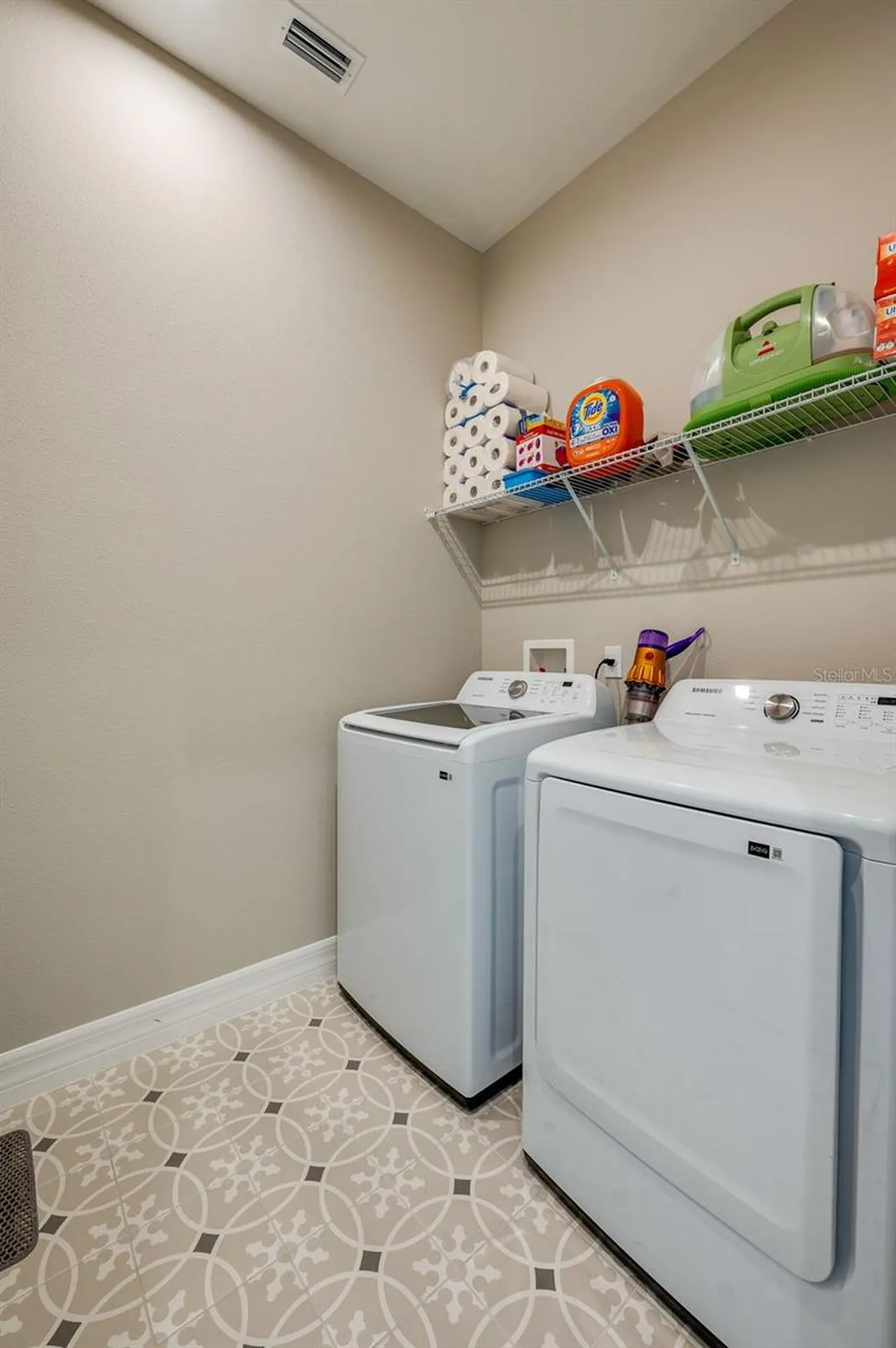 887 Lake Hill Way Deland FL 32724