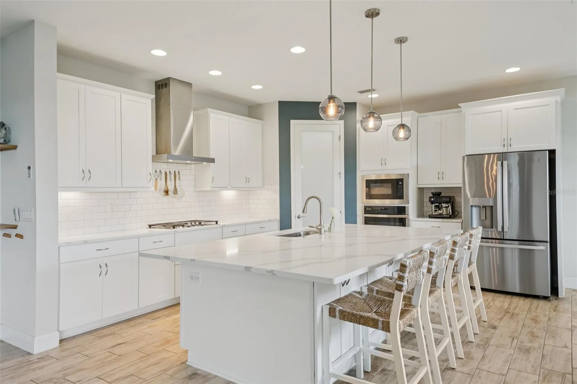 6169 Golden Nettle Drive Apollo Beach FL 33572