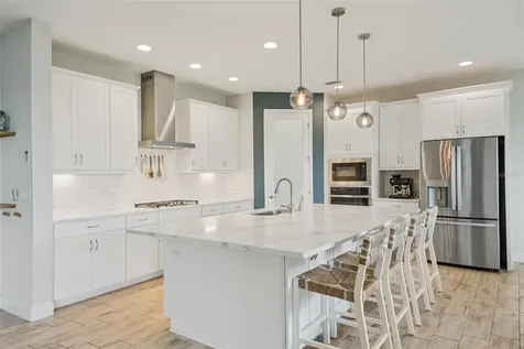 6169 Golden Nettle Drive Apollo Beach FL 33572