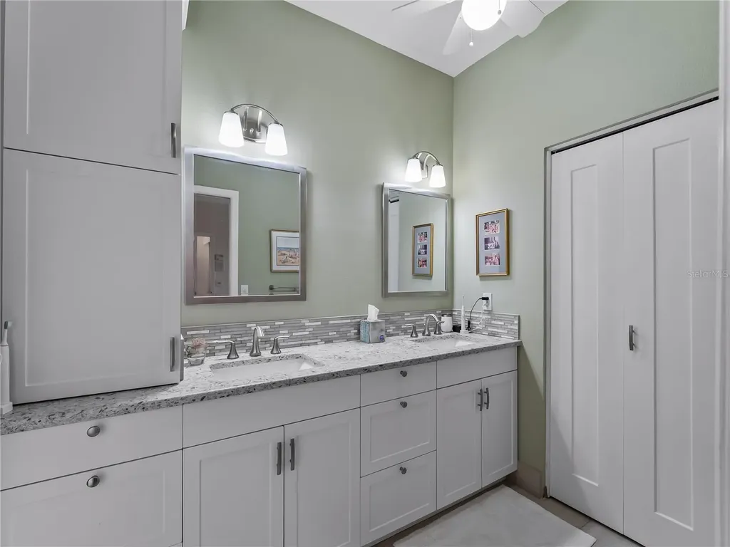 5204 Mahogany Run Avenue Sarasota FL 34241
