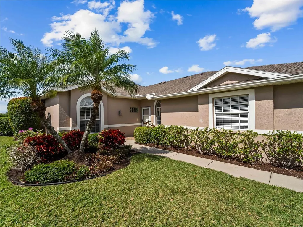 5204 Mahogany Run Avenue Sarasota FL 34241