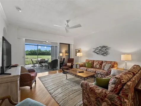 5204 Mahogany Run Avenue Sarasota FL 34241