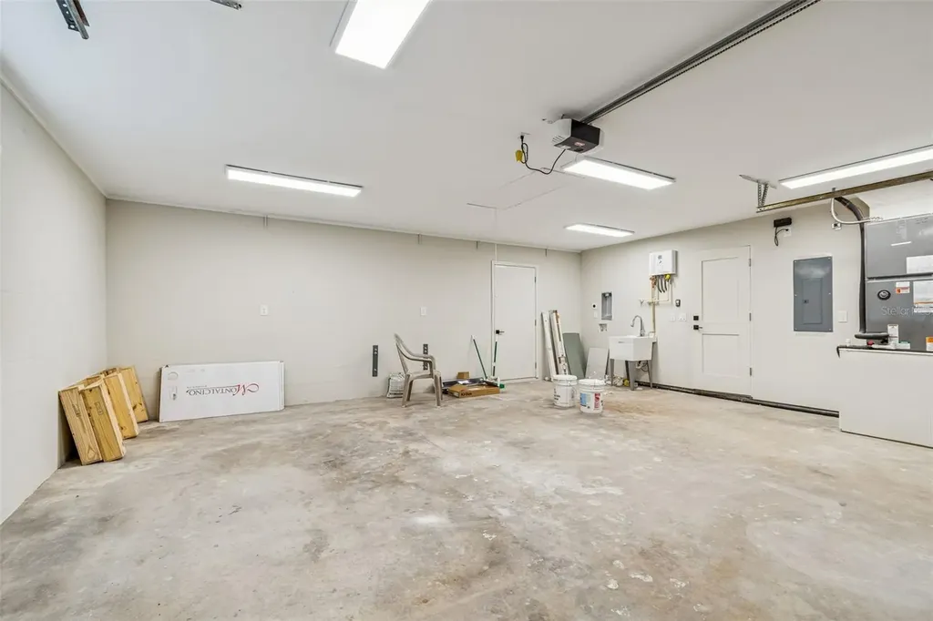 3921 Versailles Drive Tampa FL 33634