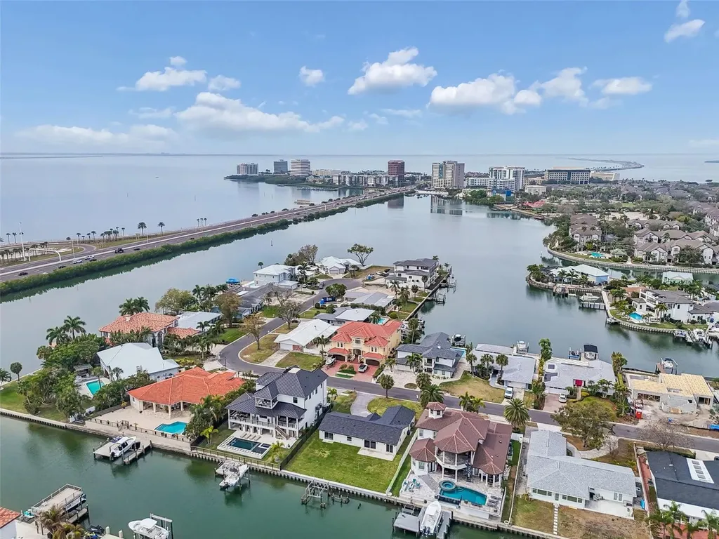 3921 Versailles Drive Tampa FL 33634