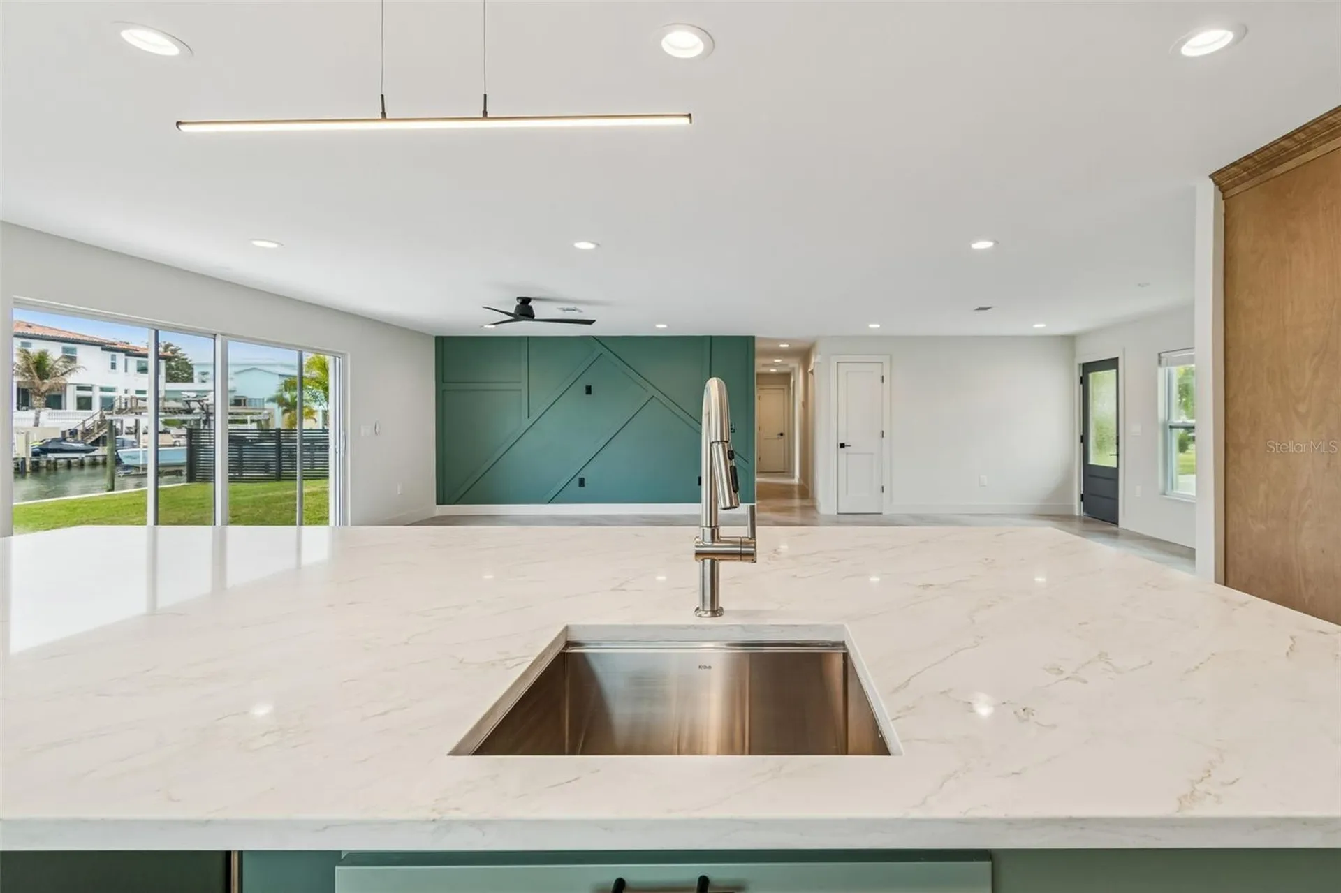 3921 Versailles Drive Tampa FL 33634
