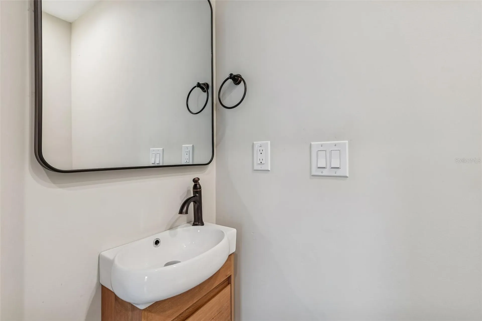 3921 Versailles Drive Tampa FL 33634