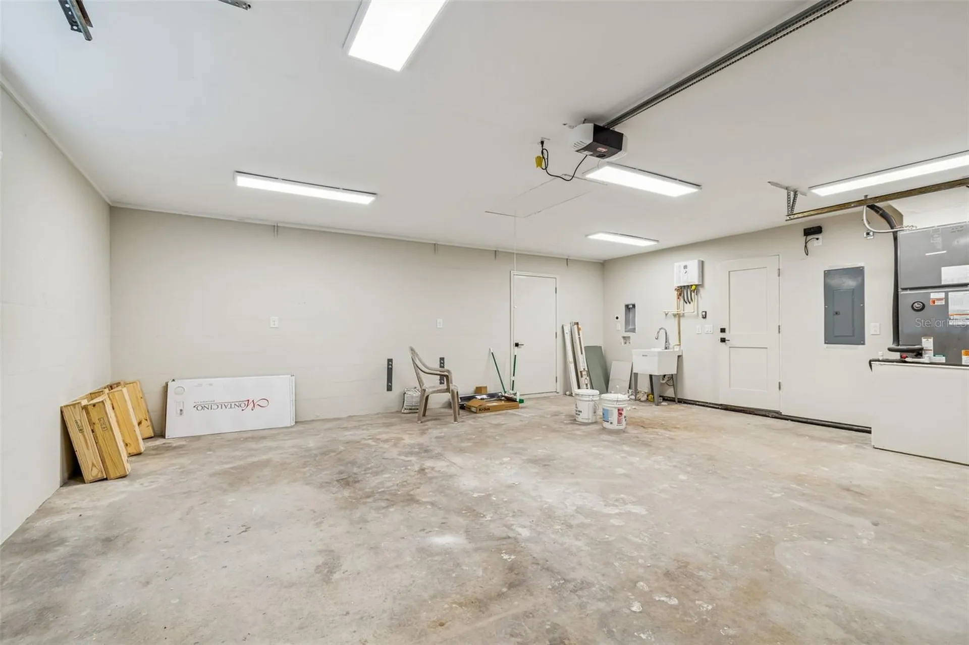 3921 Versailles Drive Tampa FL 33634