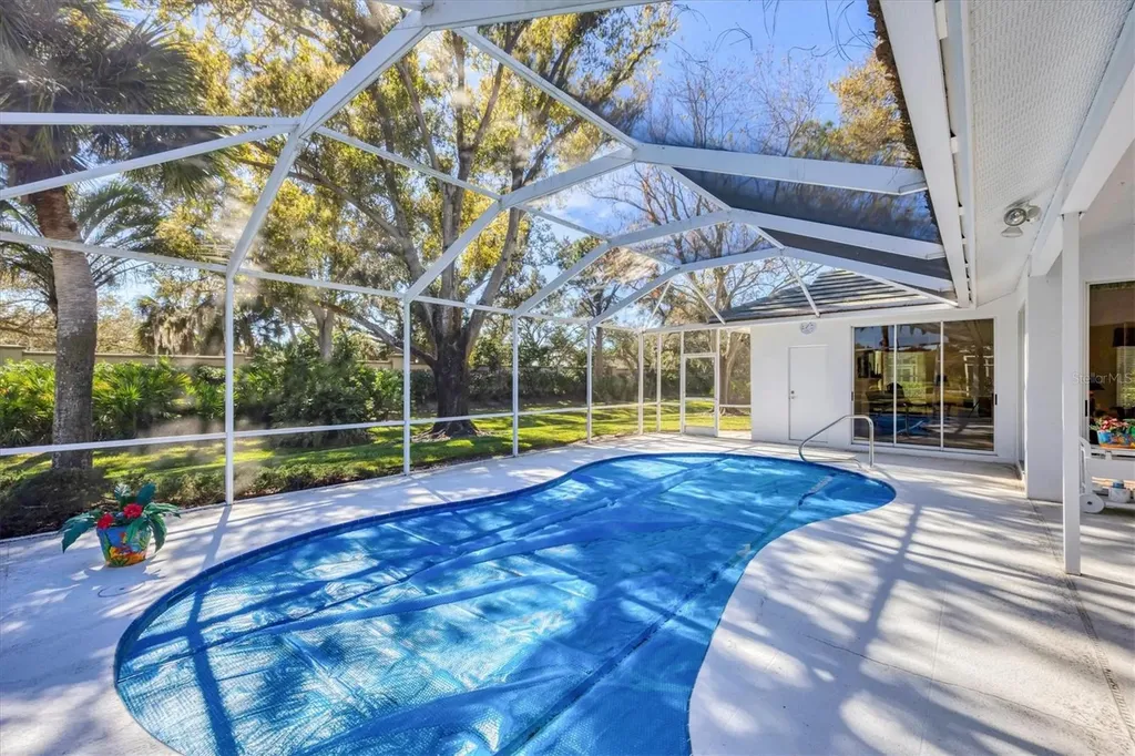 8684 Woodbriar Drive Sarasota FL 34238
