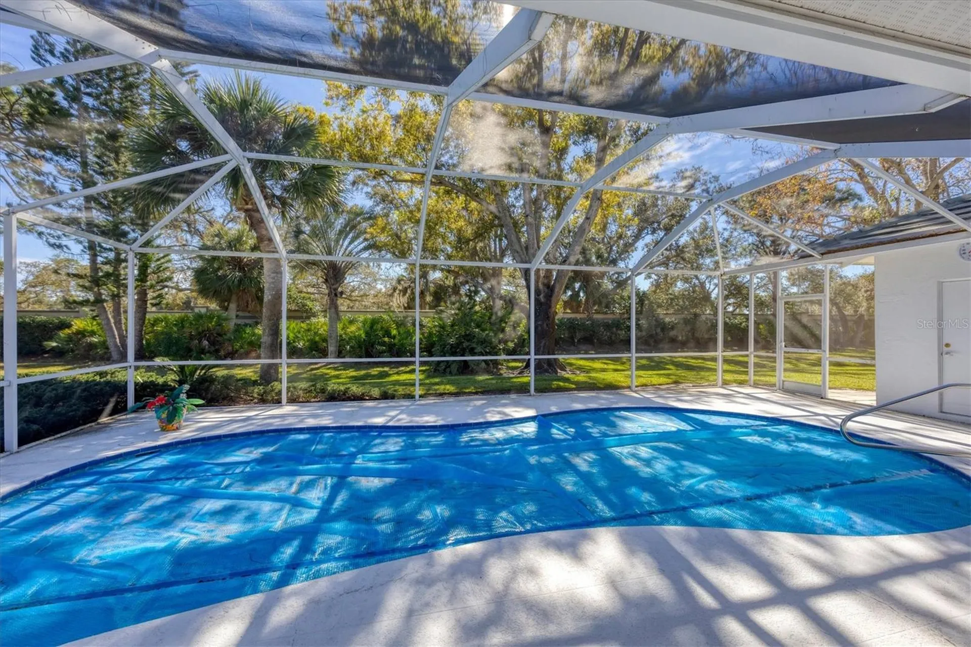 8684 Woodbriar Drive Sarasota FL 34238
