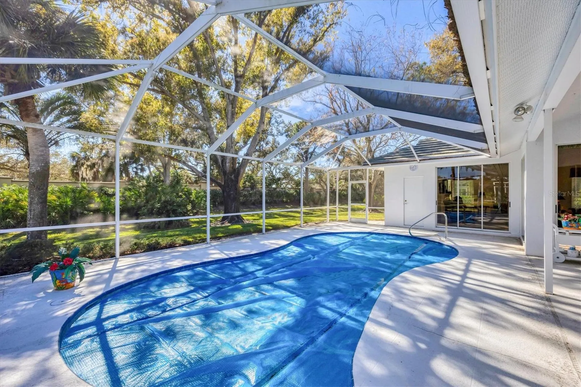 8684 Woodbriar Drive Sarasota FL 34238