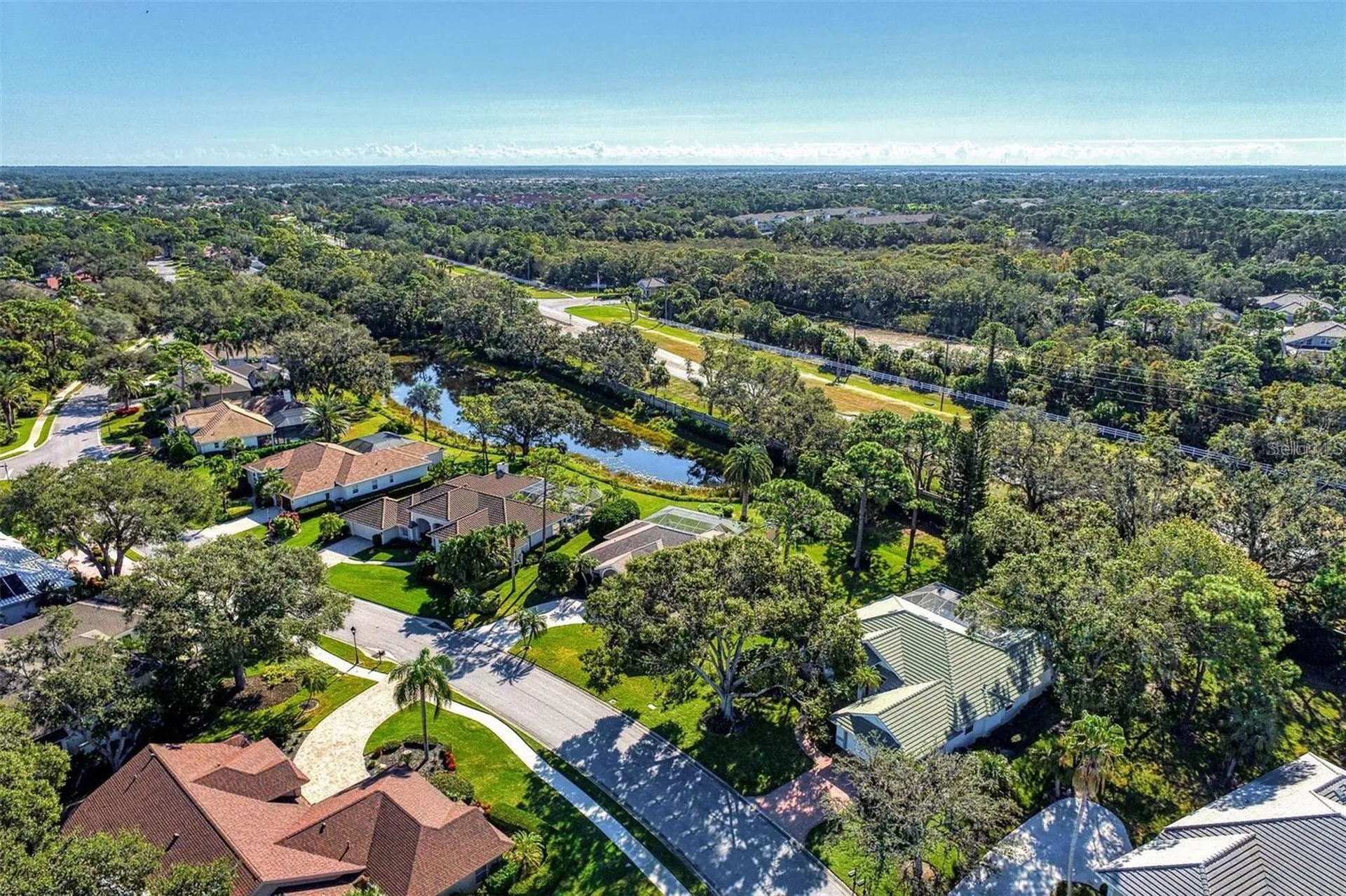 8684 Woodbriar Drive Sarasota FL 34238
