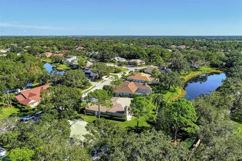 8684 Woodbriar Drive Sarasota FL 34238